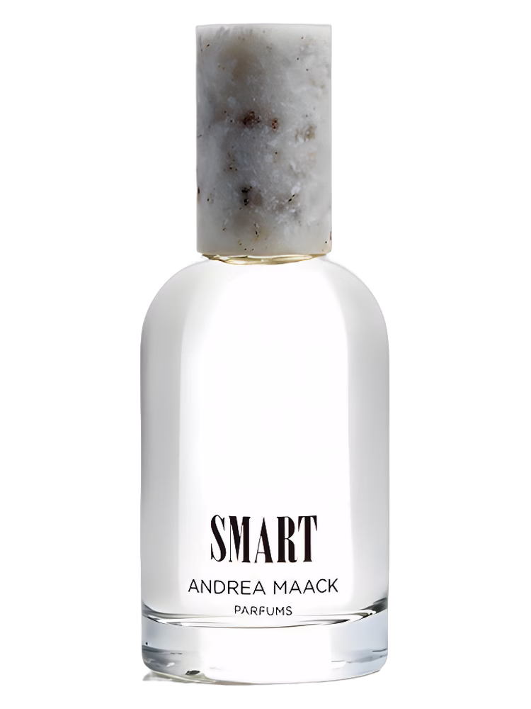 Andrea Maack Smart