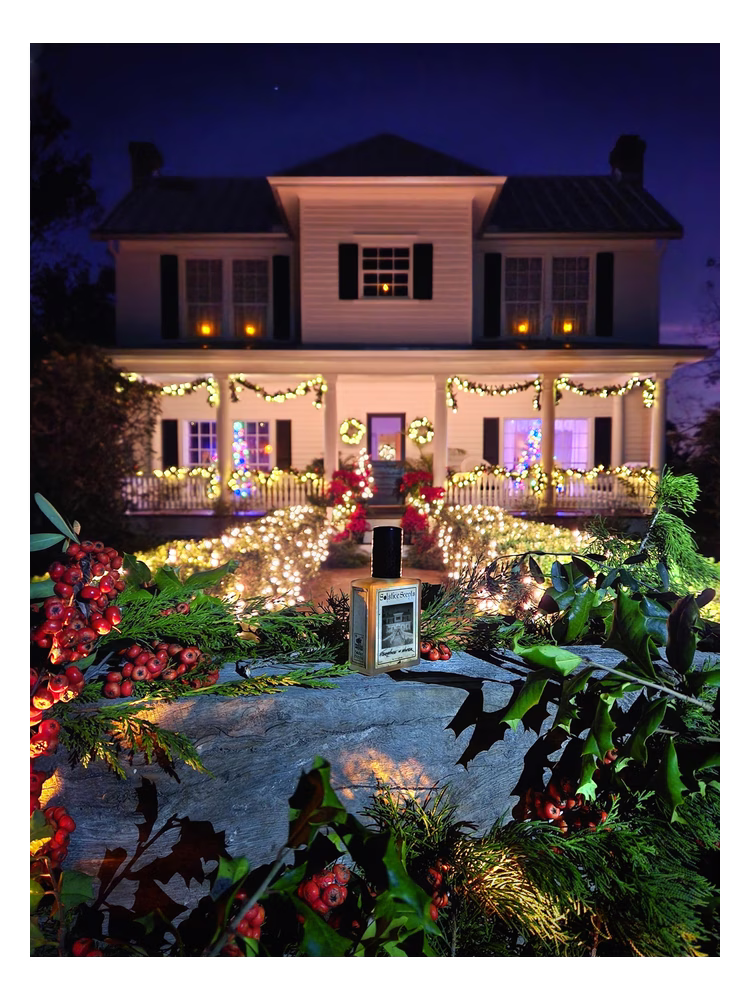 Solstice Scents Farmhouse in Winter