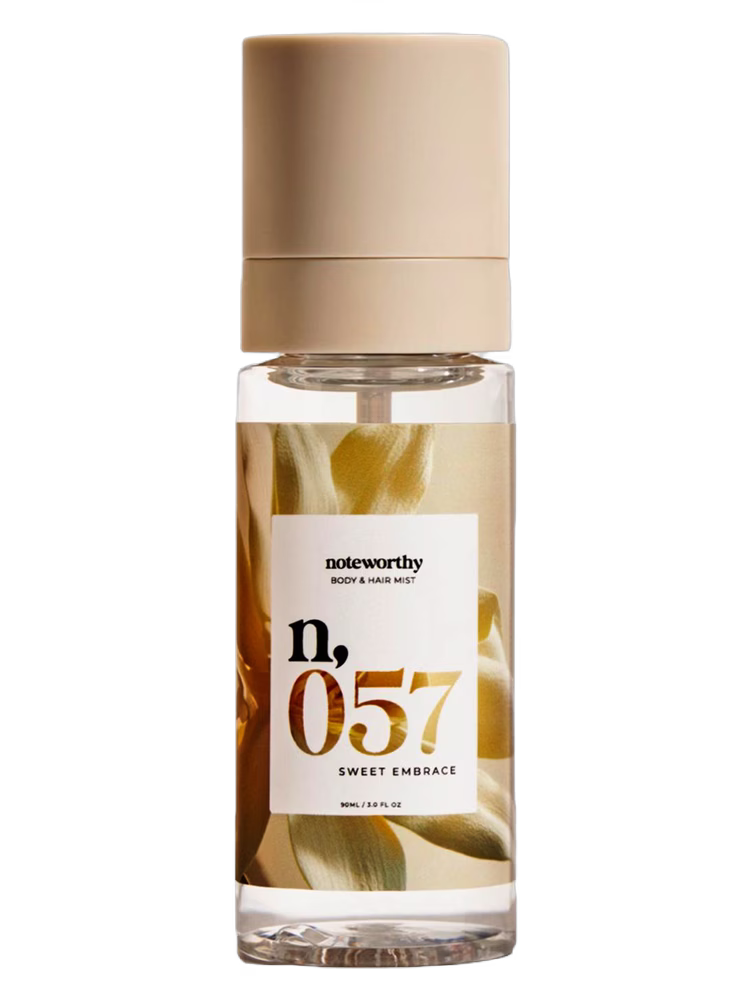 Noteworthy Sweet Embrace (n,057)