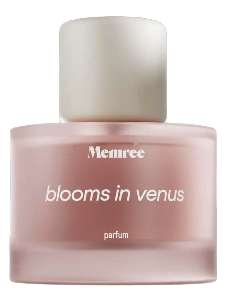 Memree Blooms in Venus