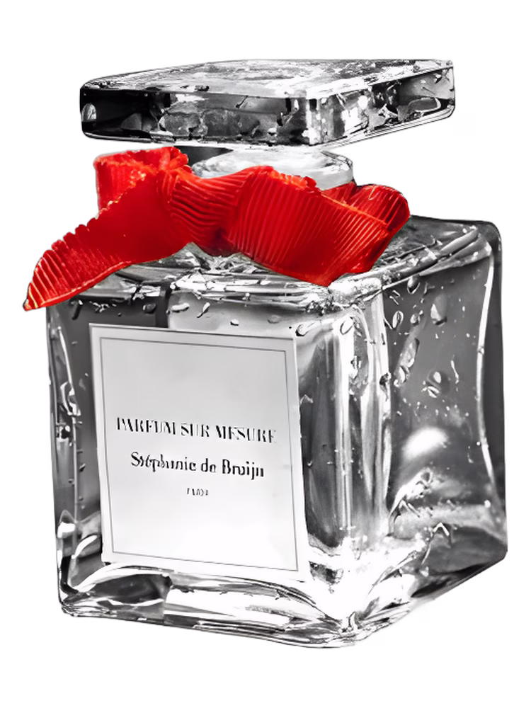 Stéphanie de Bruijn - Parfum sur Mesure Le Pret-a-Parfumer Yin: Floral, Woodsy and Citrus