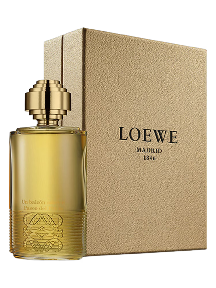 Loewe El cielo sobre la Plaza de Oriente