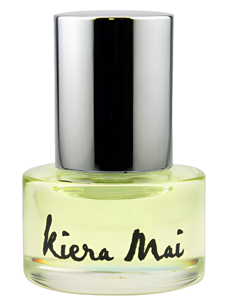 Kiera Mai Amour de Mai