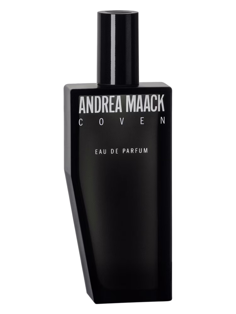 Andrea Maack Coven