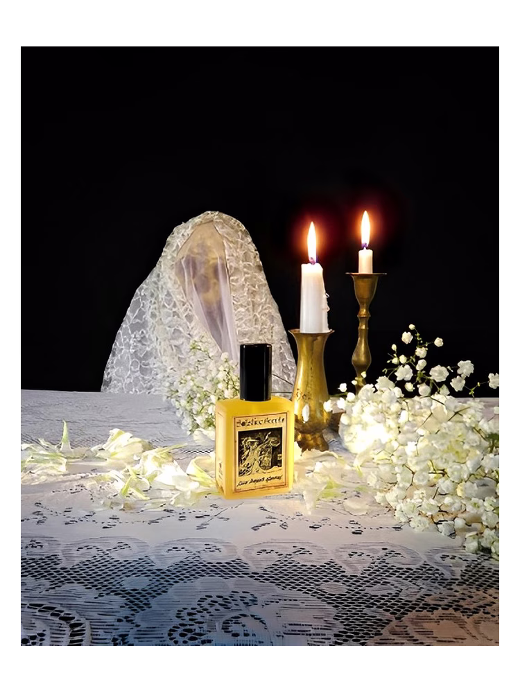 Solstice Scents Lace Draped Spectre