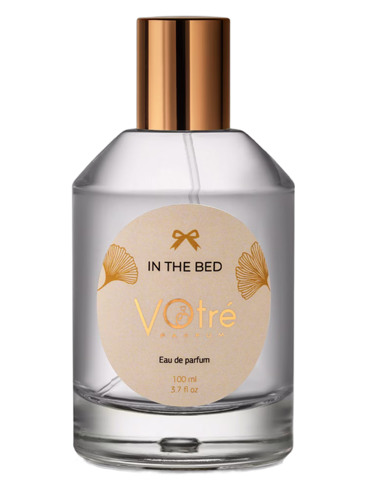 Votre Parfum In the Bed