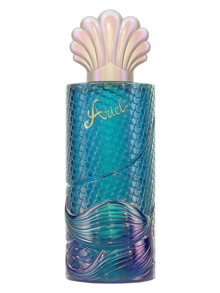 DefineMe Creative Studio Ariel