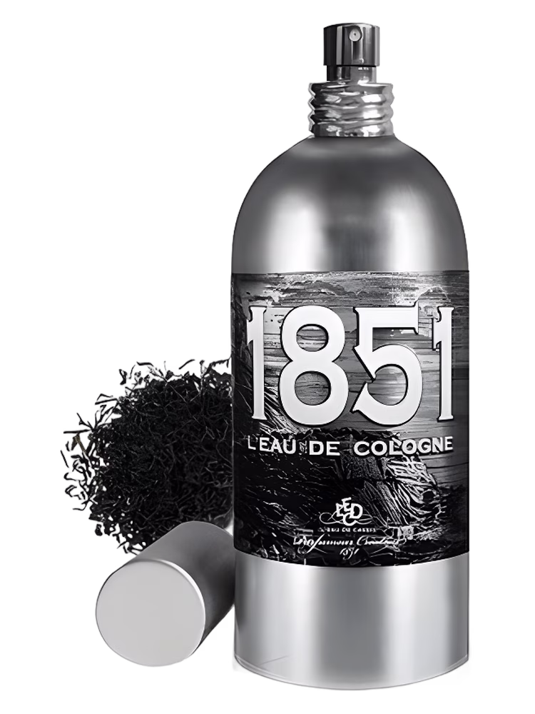 L'Eau De Cassis The Noir