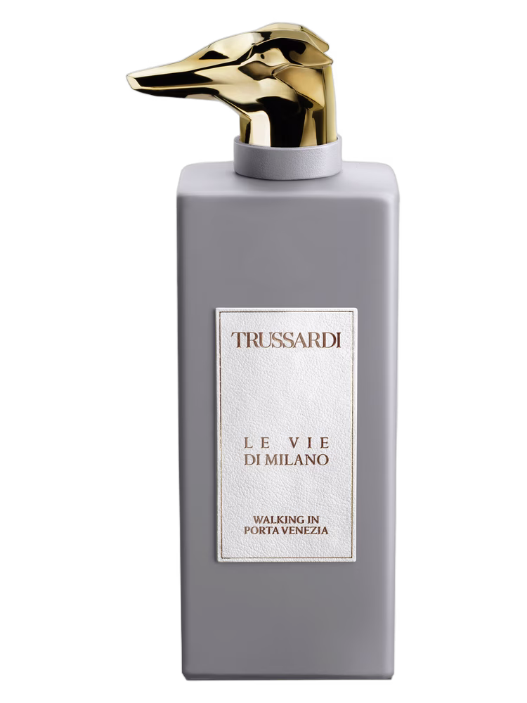 Trussardi Walking in Porta Venezia