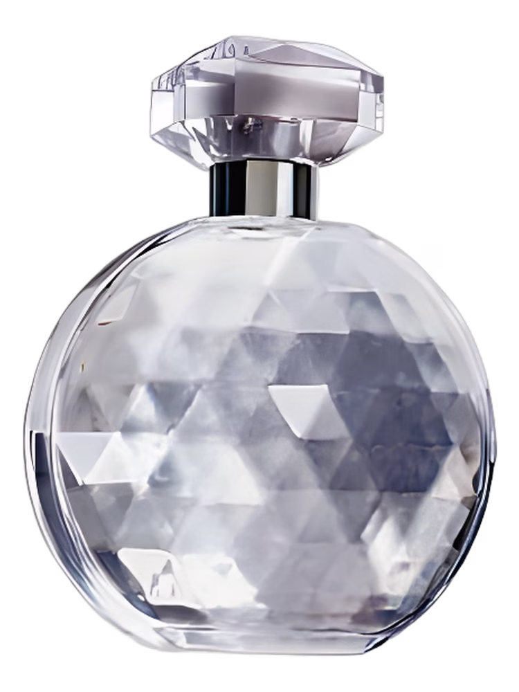 Daisy Fuentes So Luxurious